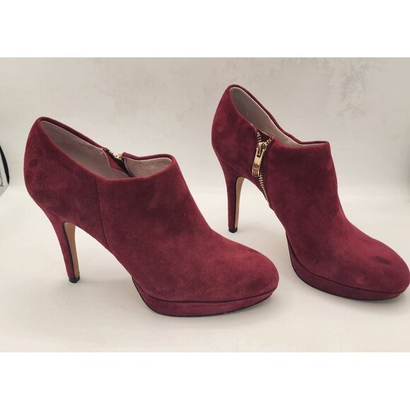 Vince Camuto Red Suede Ankle Booties With Gold Zippers – Size 8 - Picture 3 of 9